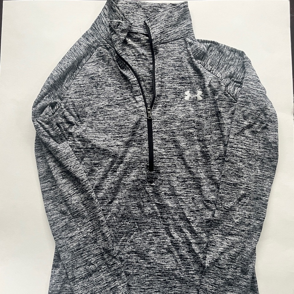UNDER ARMOUR WORKOUT TOP